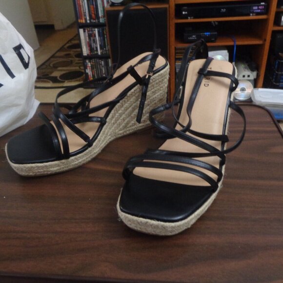 Torrid Laceup Strappy Platform Wedge Sandal Size 13 ww Blk  Pre Owned - Picture 1 of 2